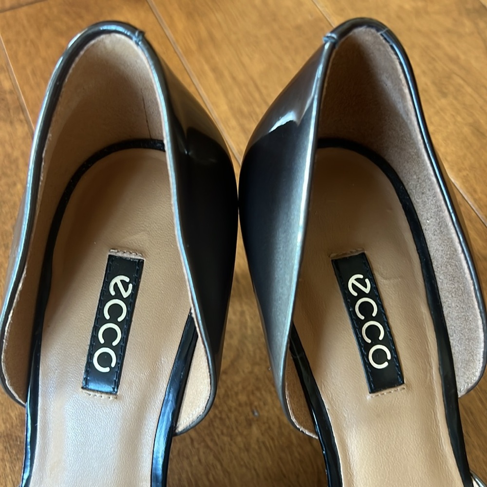 ECCO Women’s High Heel Pumps in Patent Leather – Closed-Toe, Slip-On, EU Size 36 - Picture 16 of 17